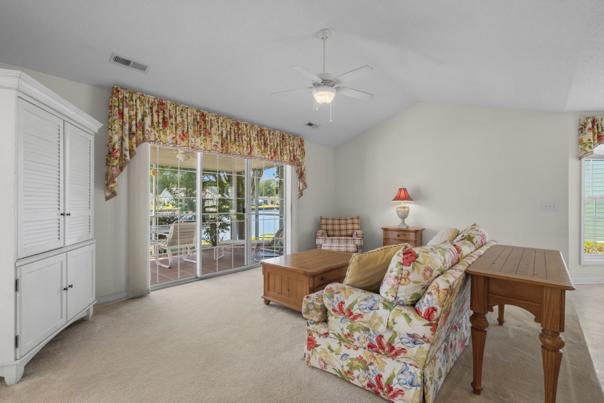 1045 Vestry Dr. Photo 26