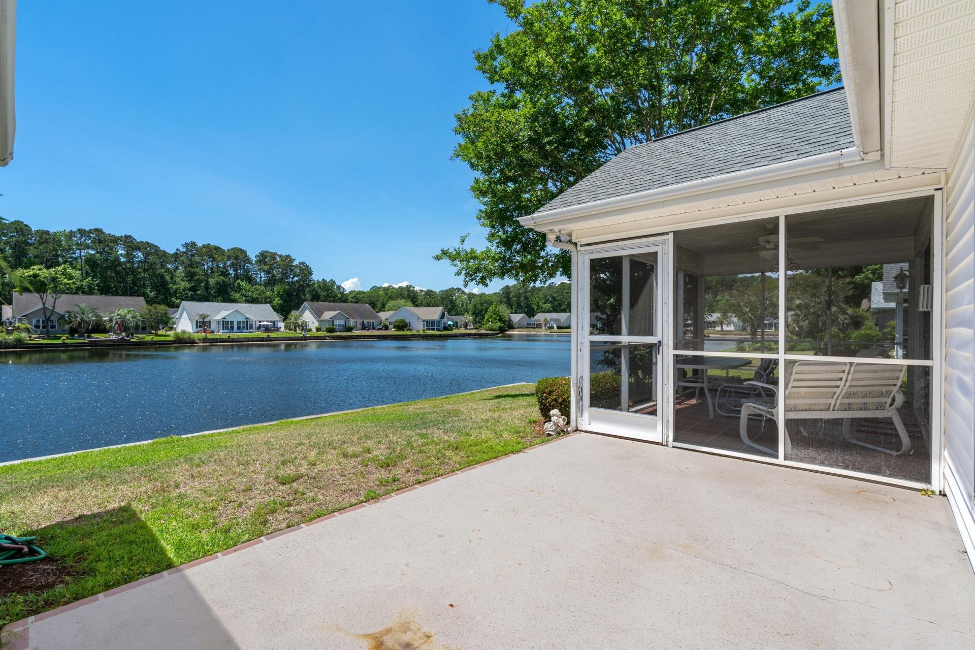 1045 Vestry Dr. Photo 31