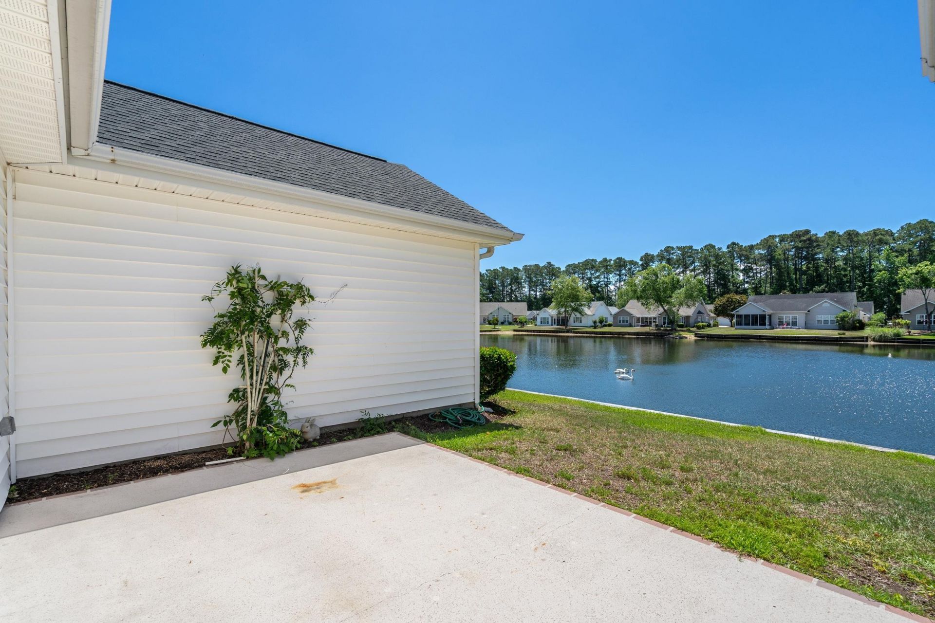 1045 Vestry Dr. Photo 33