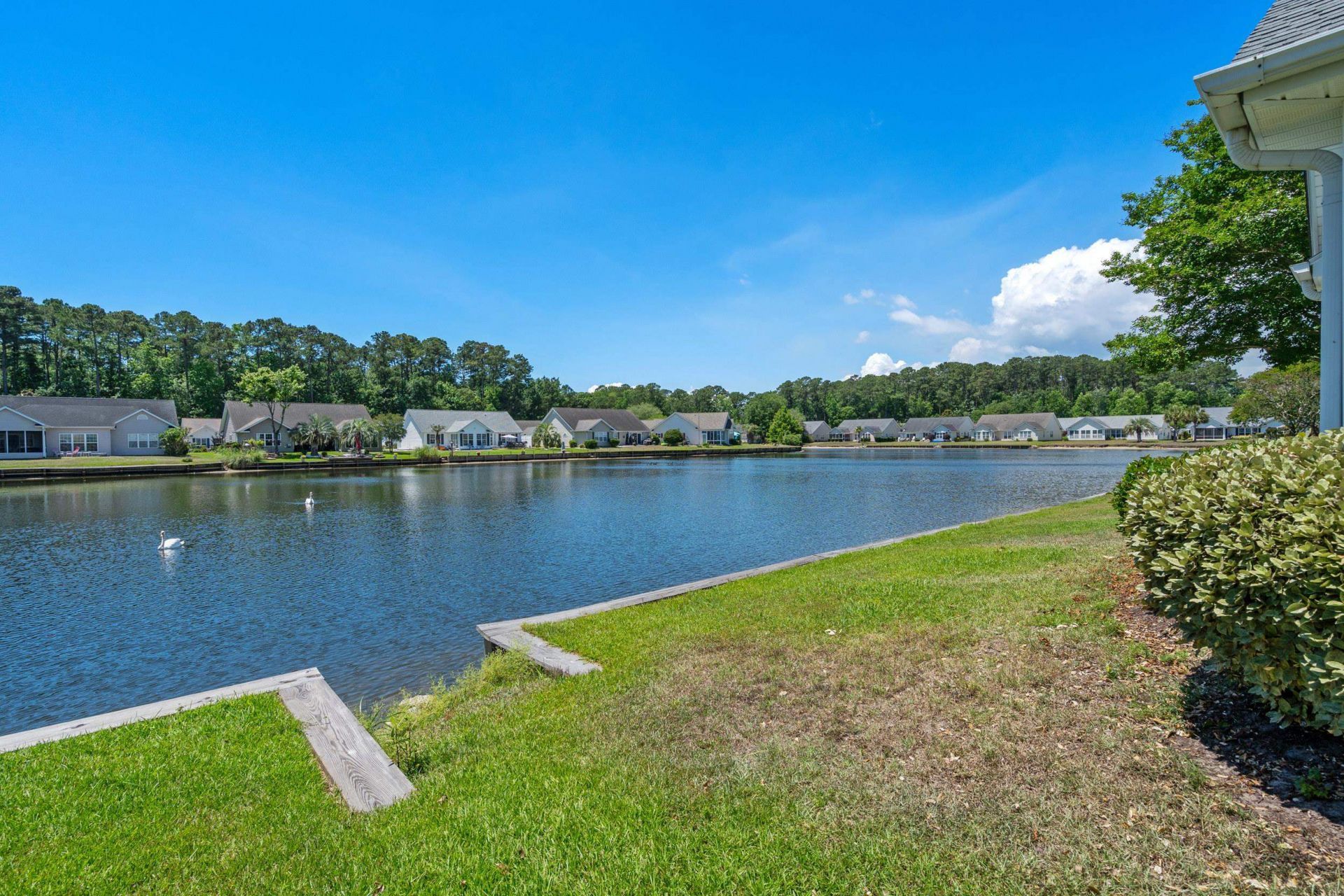 1045 Vestry Dr. Photo 44