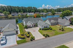 1045 Vestry Dr. photo 4
