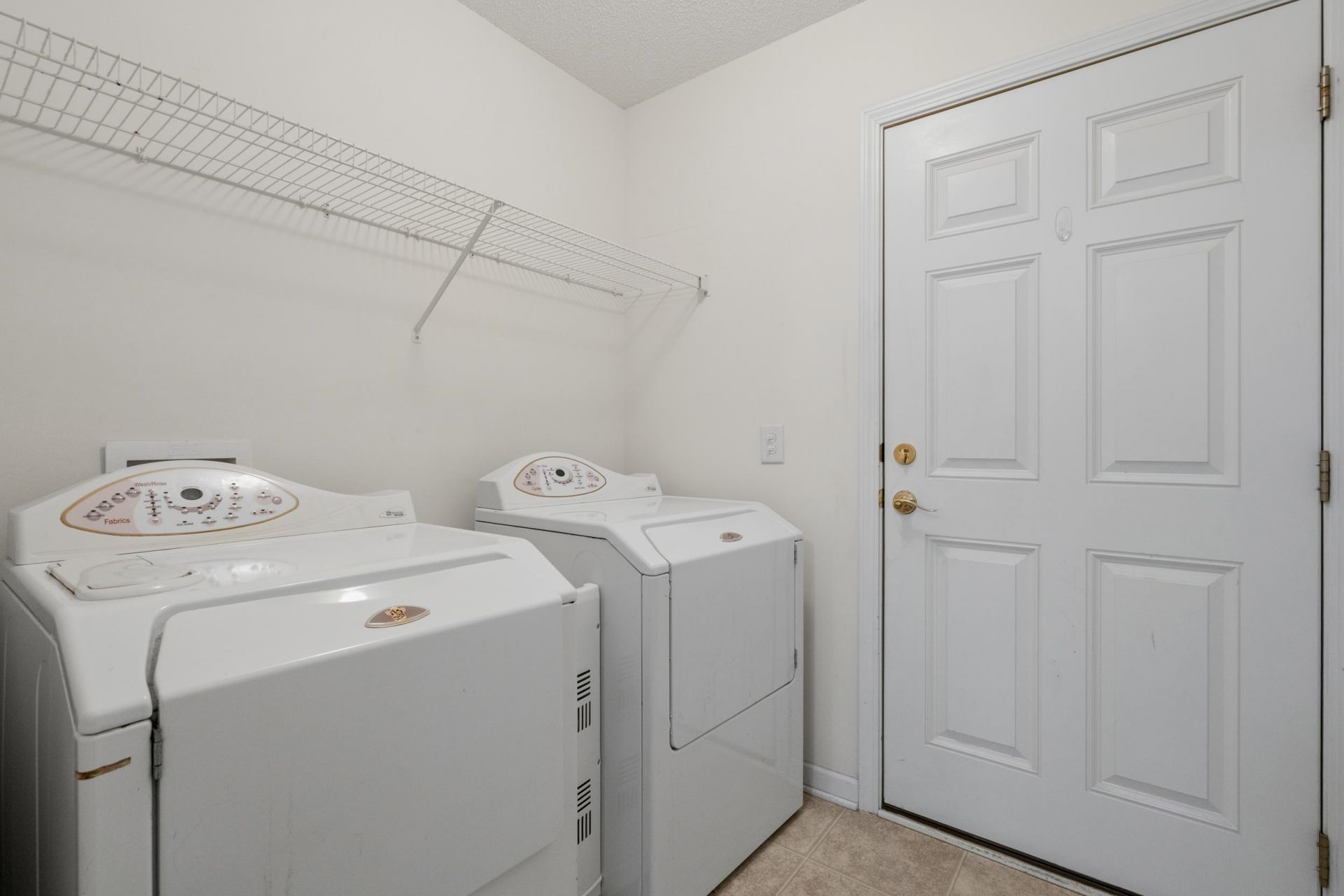 1045 Vestry Dr. Photo 51