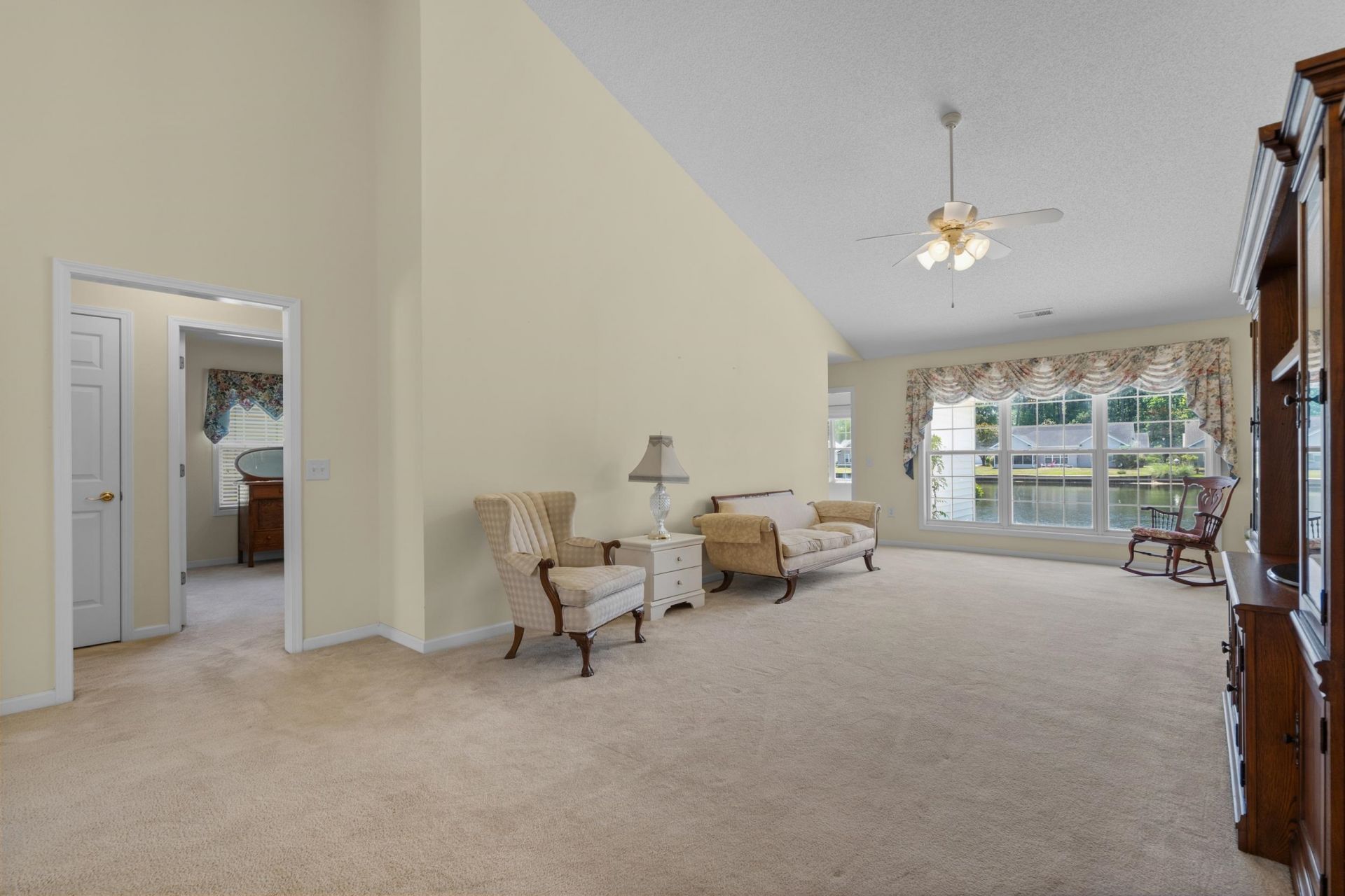 1045 Vestry Dr. Photo 52
