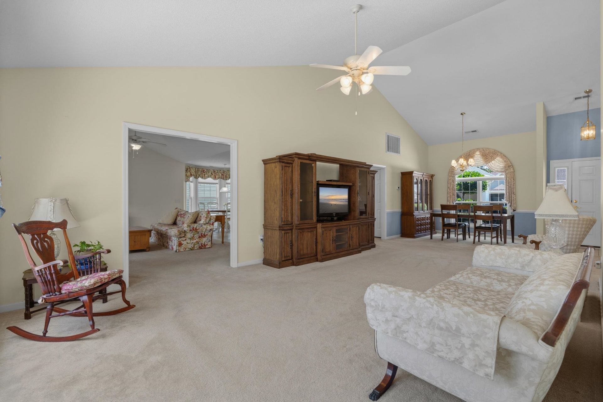 1045 Vestry Dr. Photo 54