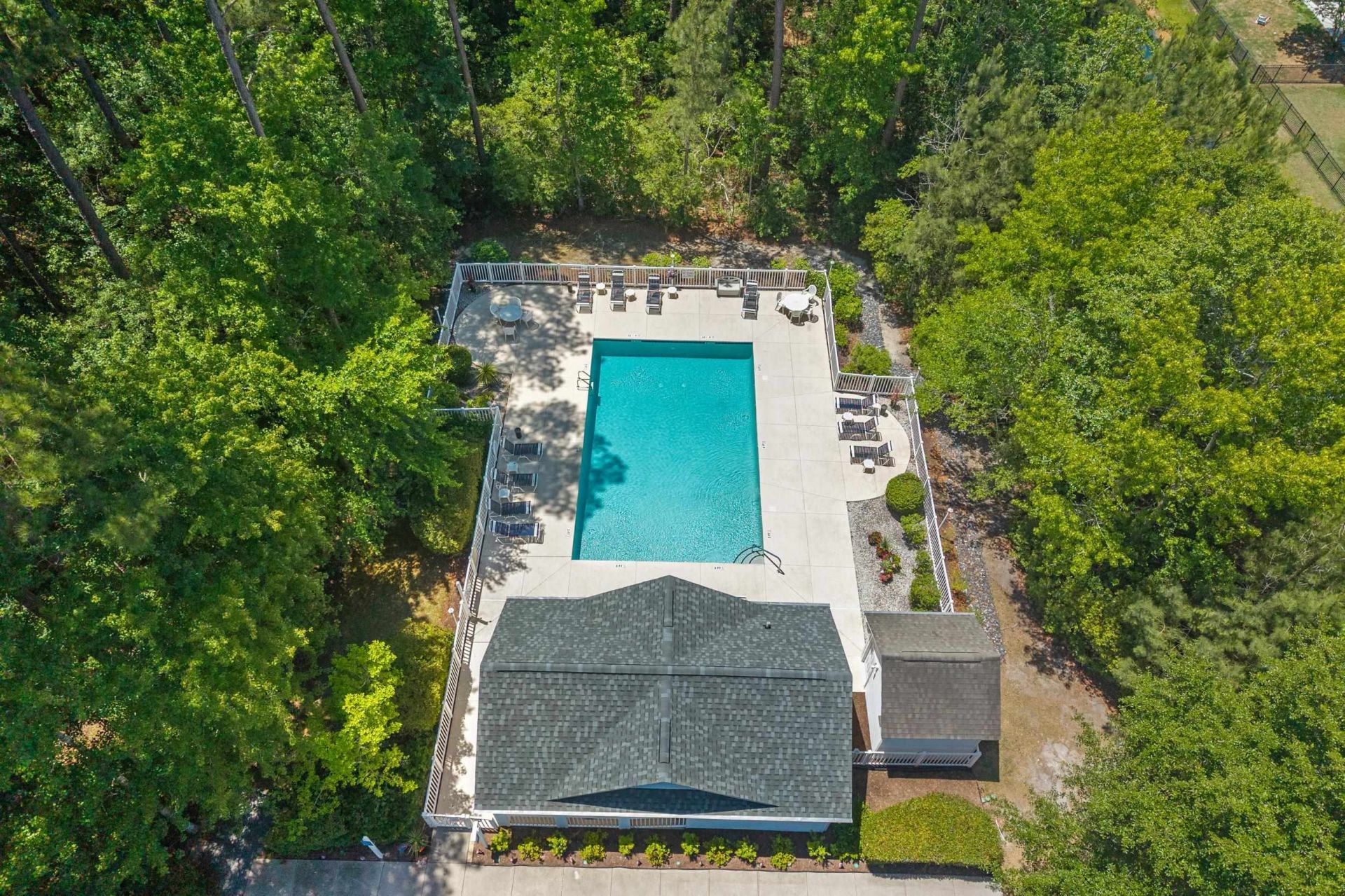 1045 Vestry Dr. Photo 59