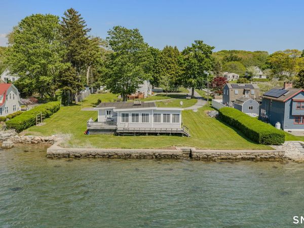 210 Shore, Waterford, CT 06385