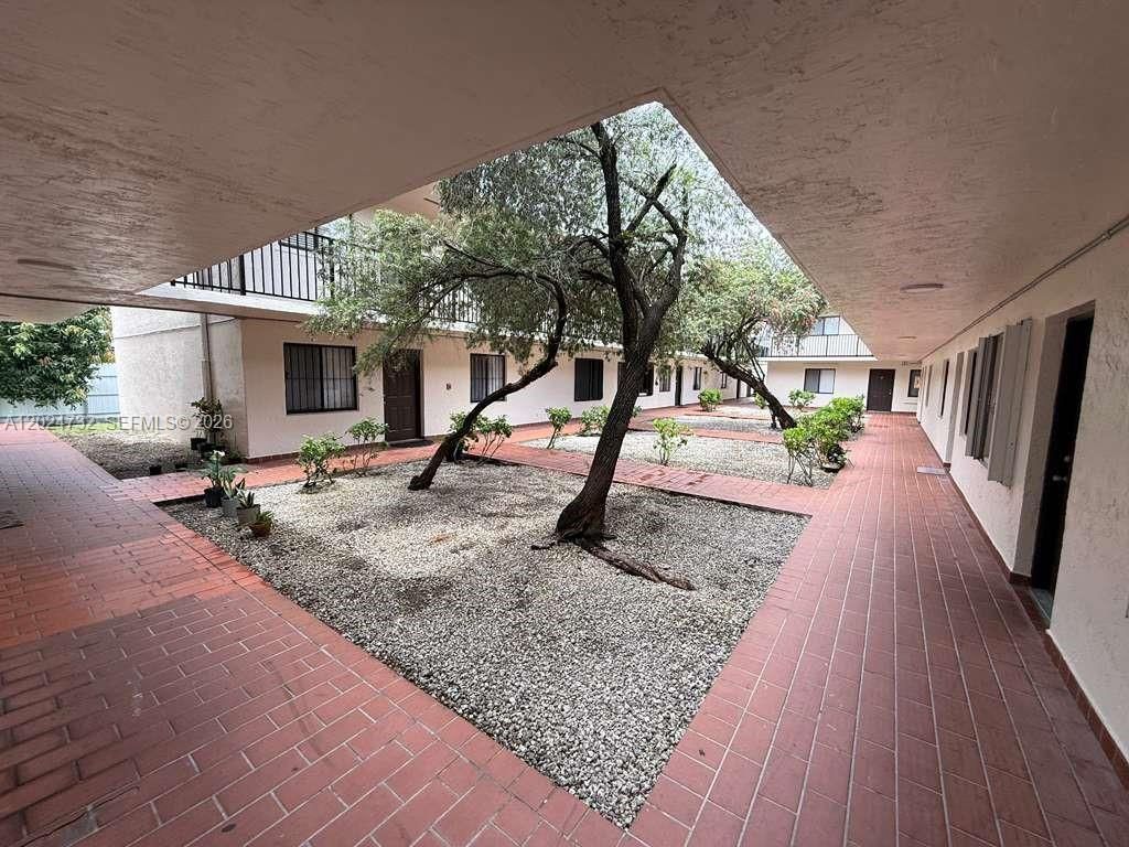6278 W 22nd Ct, Unit 7, Hialeah, FL 33016 Photo