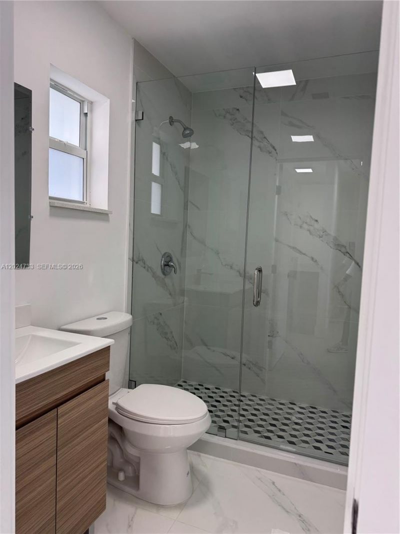 3305 SW 28st , Unit 3305, Miami, FL 33133 Photo