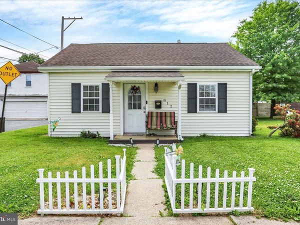 812 HAY ROAD, TEMPLE, PA 19560