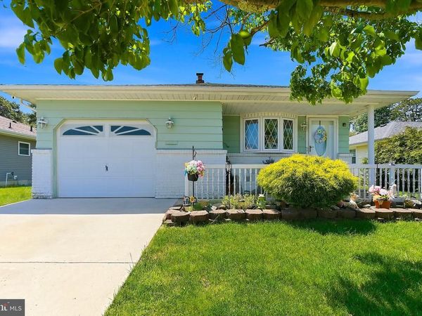 434 JAMAICA BOULEVARD, TOMS RIVER, NJ 08757
