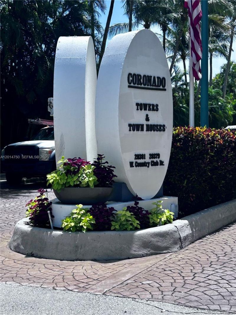 20365 W Country Club Dr, Unit TH24, Aventura, FL 33180 Photo