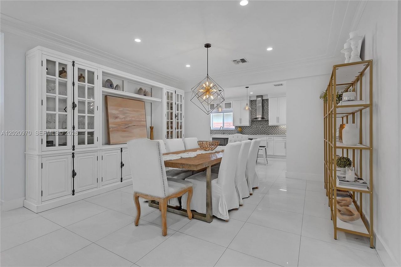 95 Shore Dr W, Miami, FL 33133 Photo