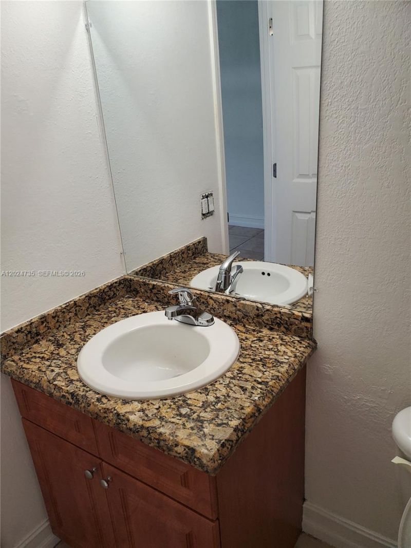 1300 Moffett St, Unit 106, Hallandale Beach, FL 33009 Photo