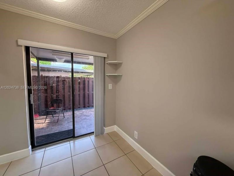 6449 NW 171st St, Hialeah, FL 33015 Photo