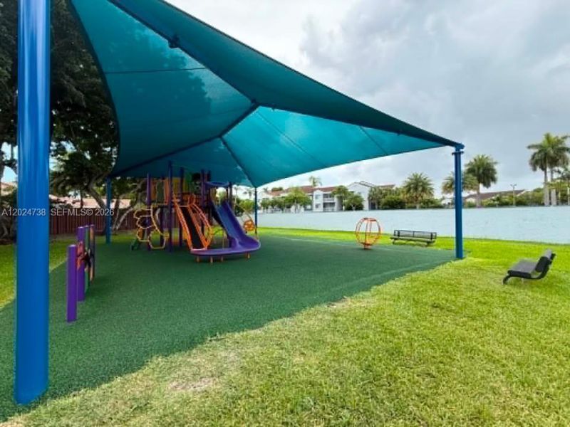 6449 NW 171st St, Hialeah, FL 33015 Photo