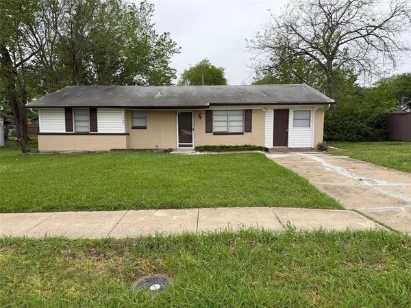 3707 Casa Ridge Drive, Mesquite, TX 75150