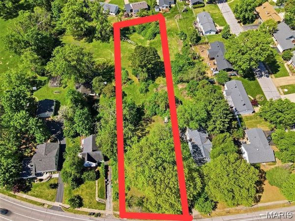 829 S Sappington Road, Crestwood, MO 63126