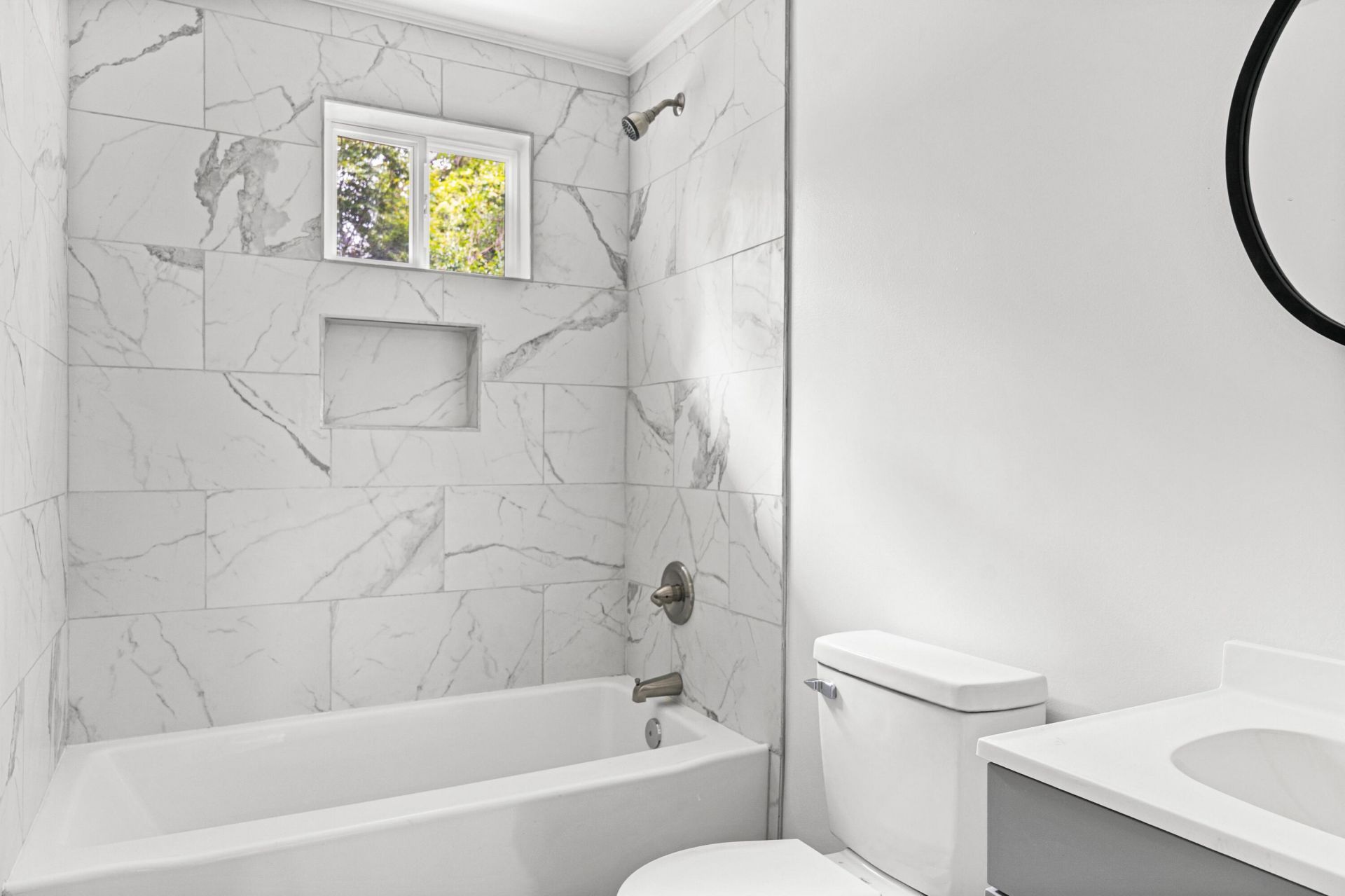 565 Louis Street Photo 27