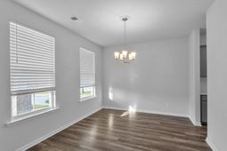 457 Richfield Way photo 4