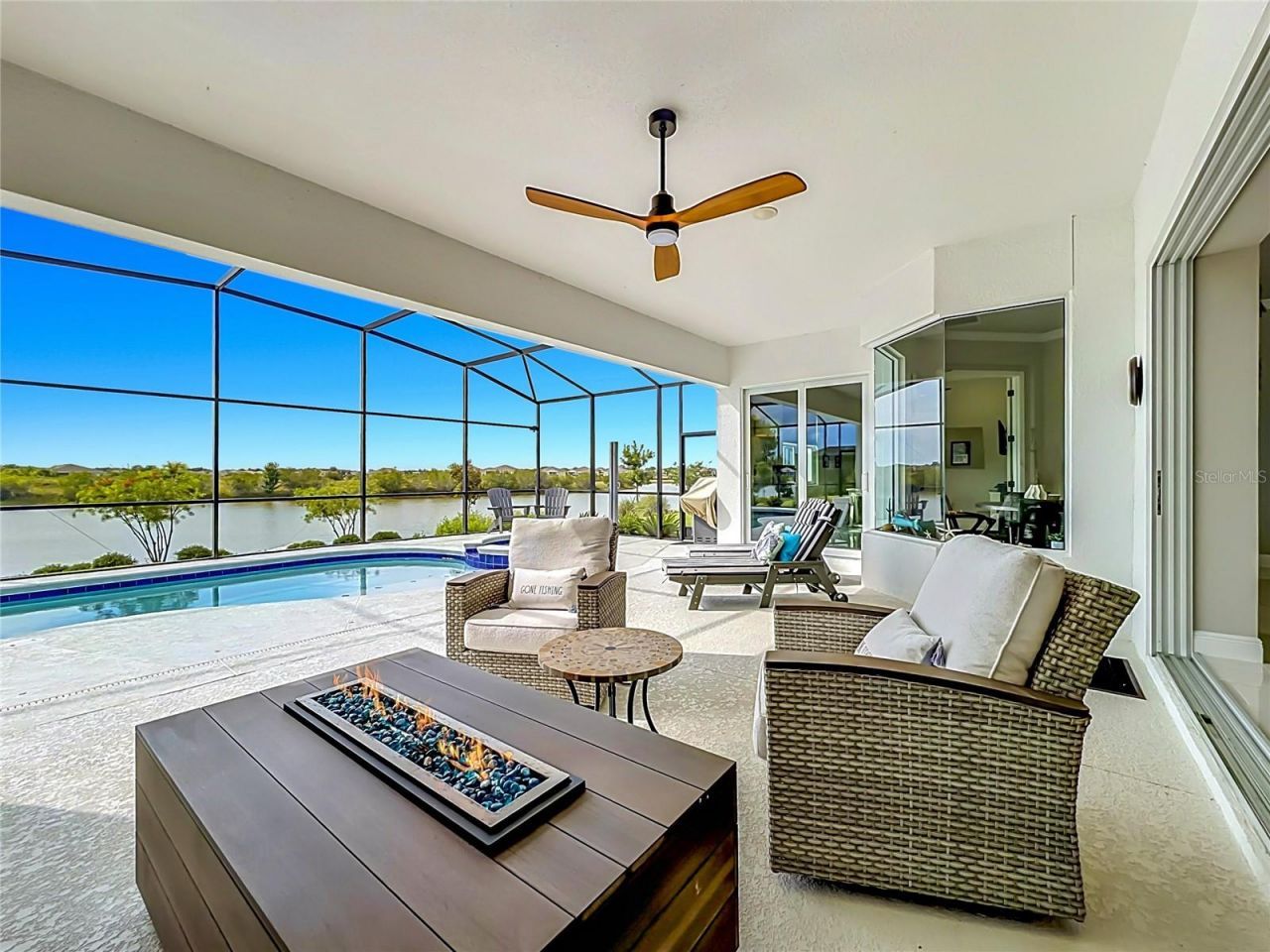 8598 Bridgeport Bay Circle, Mount Dora, FL 32757 Photo
