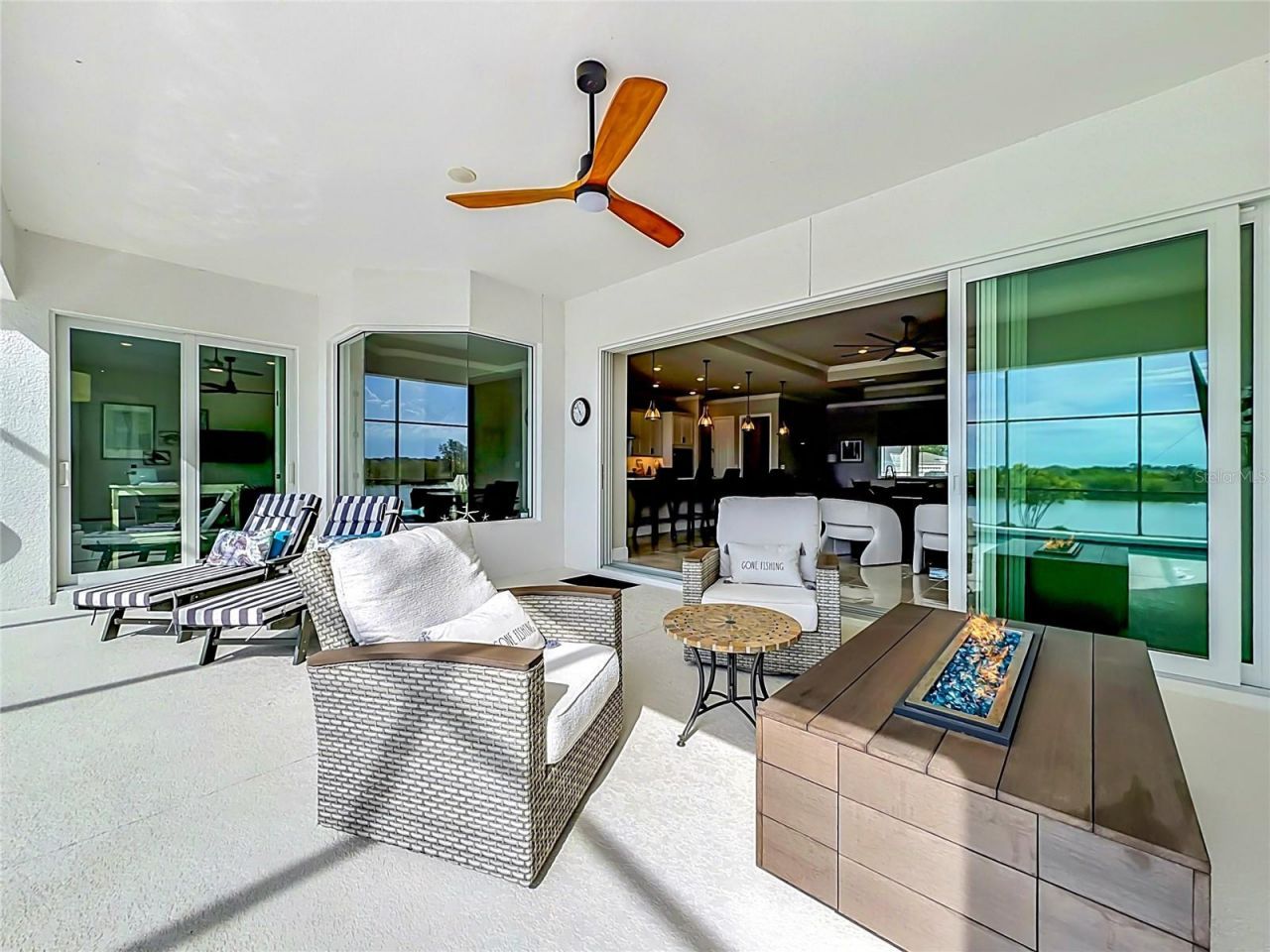 8598 Bridgeport Bay Circle, Mount Dora, FL 32757 Photo