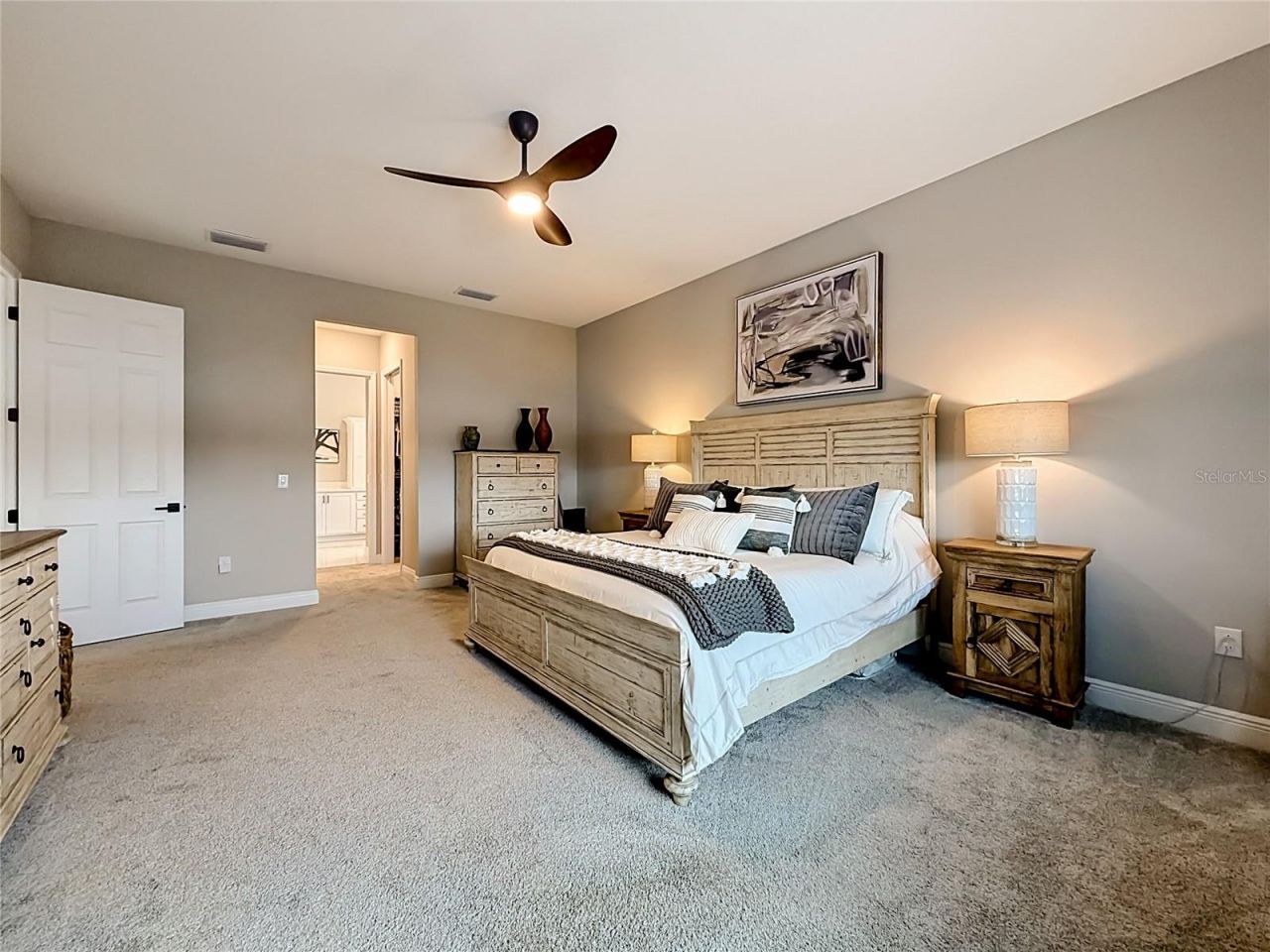 8598 Bridgeport Bay Circle, Mount Dora, FL 32757 Photo
