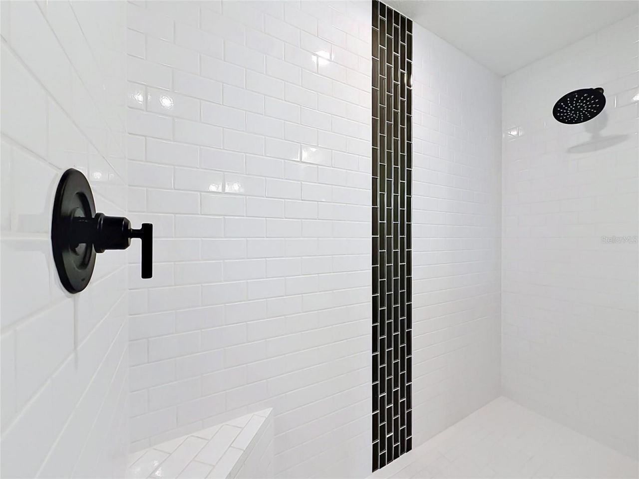 8598 Bridgeport Bay Circle, Mount Dora, FL 32757 Photo