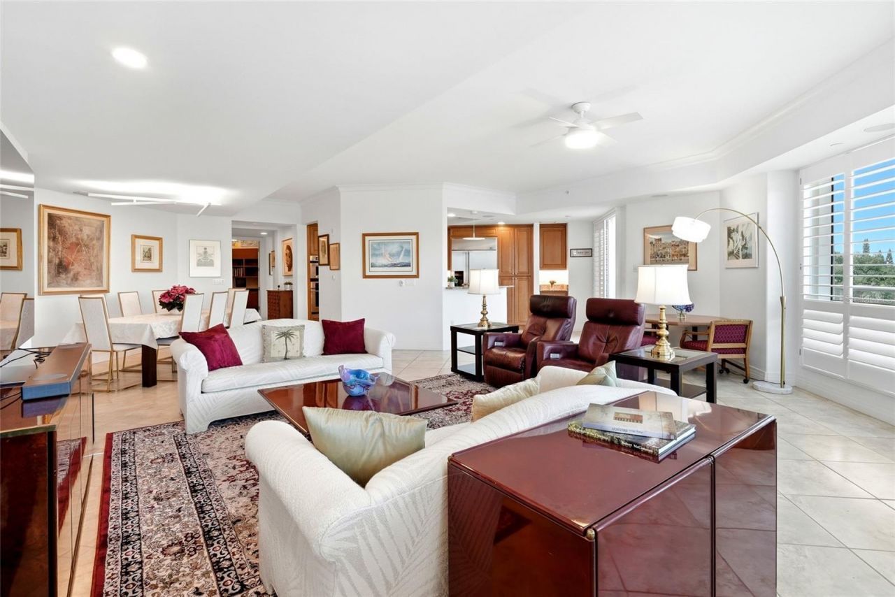 400 Beach Drive Ne, Unit 401, Saint Petersburg, FL 33701 Photo