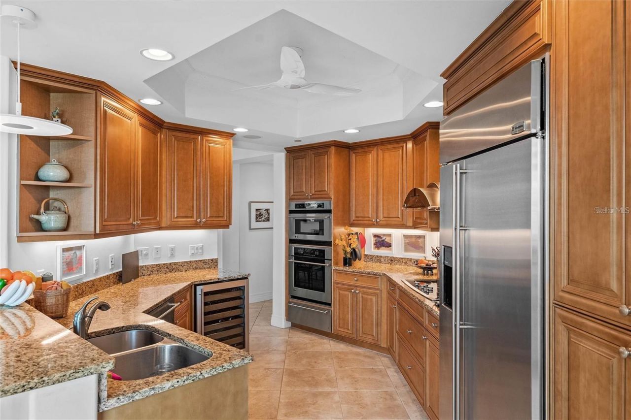 400 Beach Drive Ne, Unit 401, Saint Petersburg, FL 33701 Photo