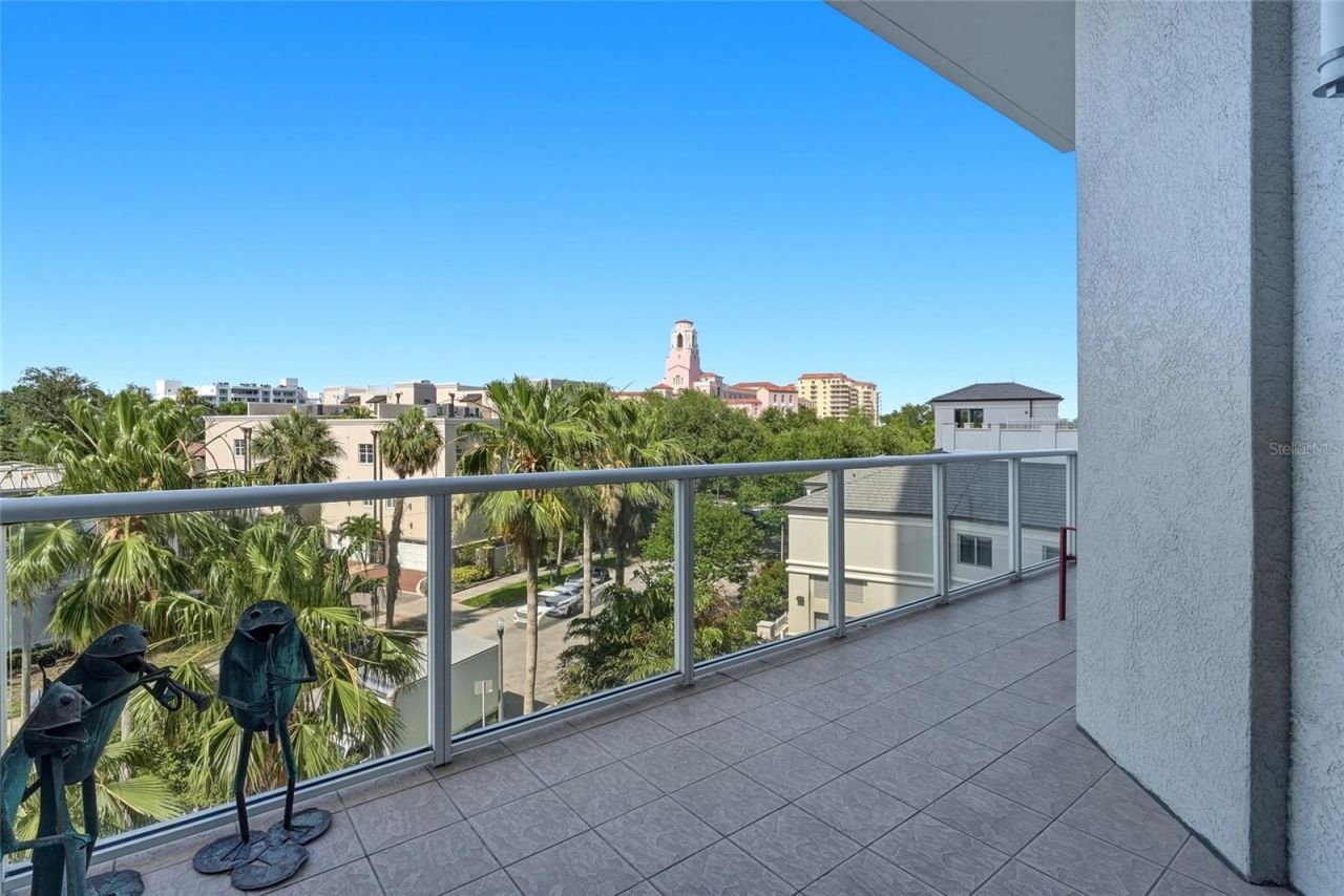 400 Beach Drive Ne, Unit 401, Saint Petersburg, FL 33701 Photo