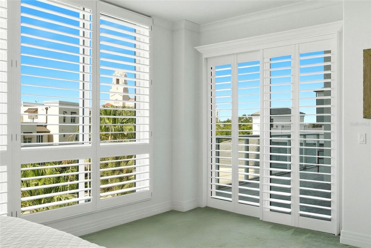 400 Beach Drive Ne, Unit 401, Saint Petersburg, FL 33701 Photo