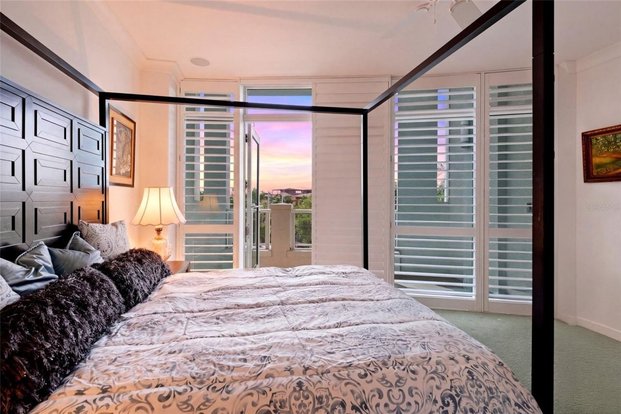 400 Beach Drive Ne, Unit 401, Saint Petersburg, FL 33701 Photo