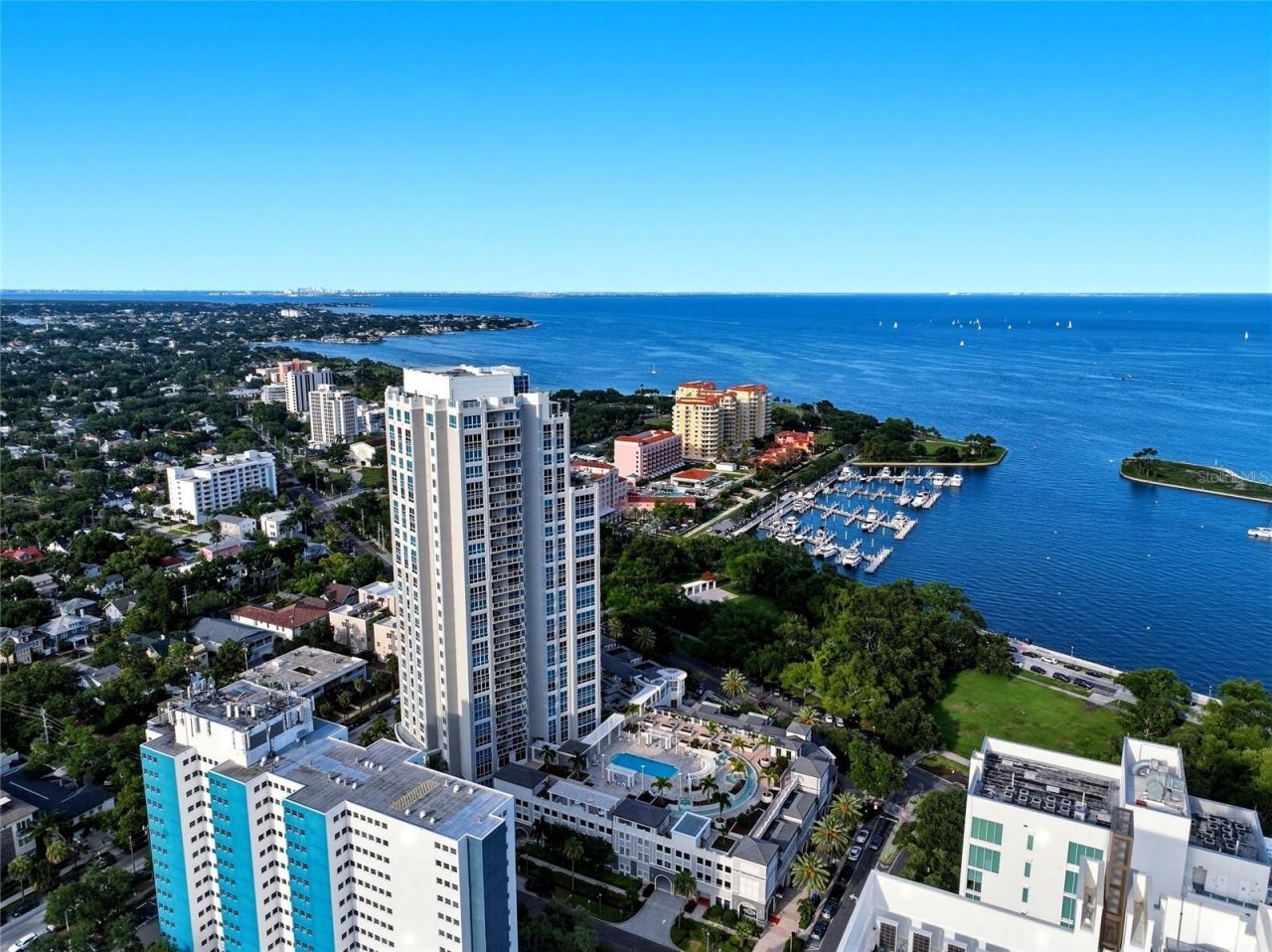 400 Beach Drive Ne, Unit 401, Saint Petersburg, FL 33701 Photo