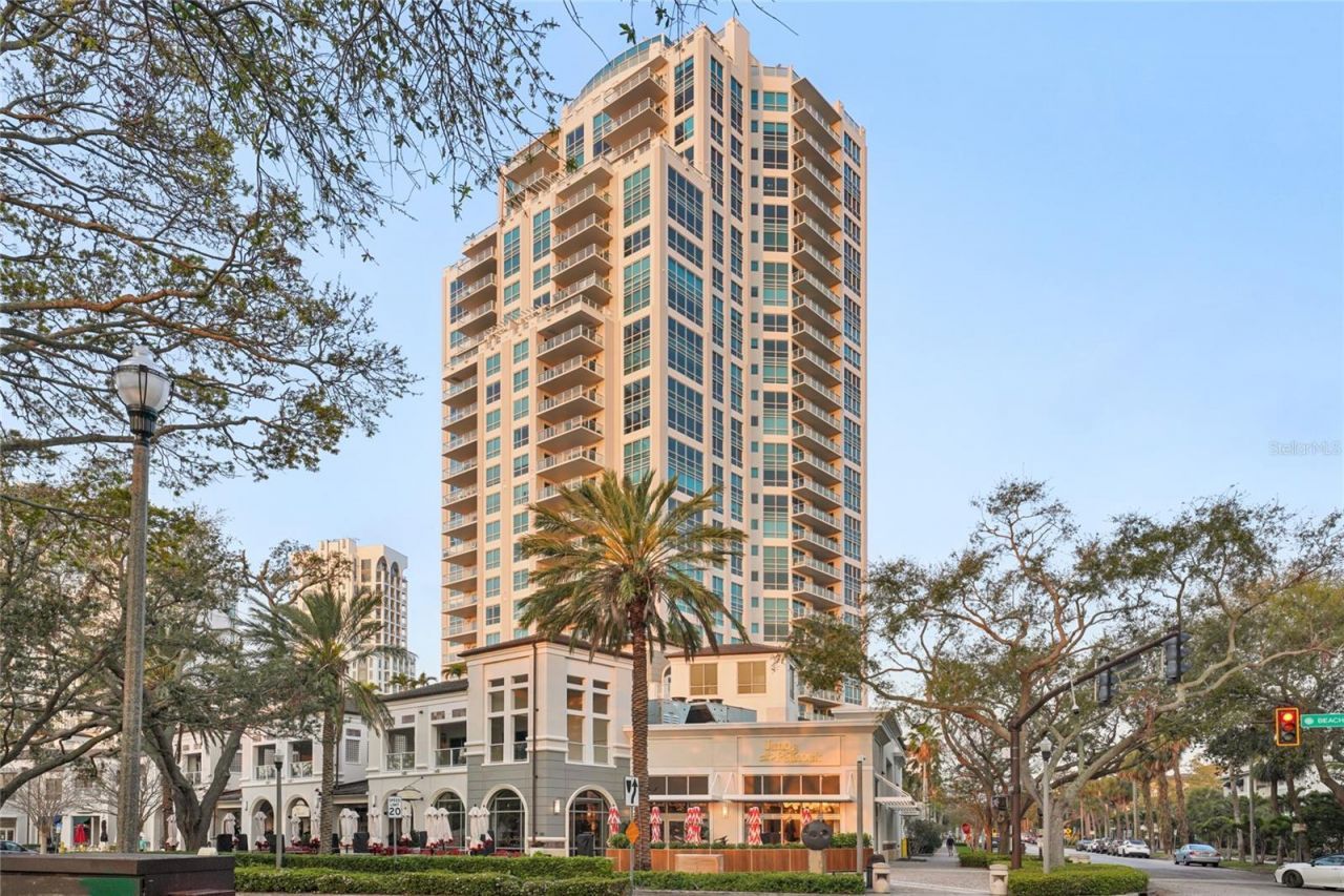 400 Beach Drive Ne, Unit 401, Saint Petersburg, FL 33701 Photo