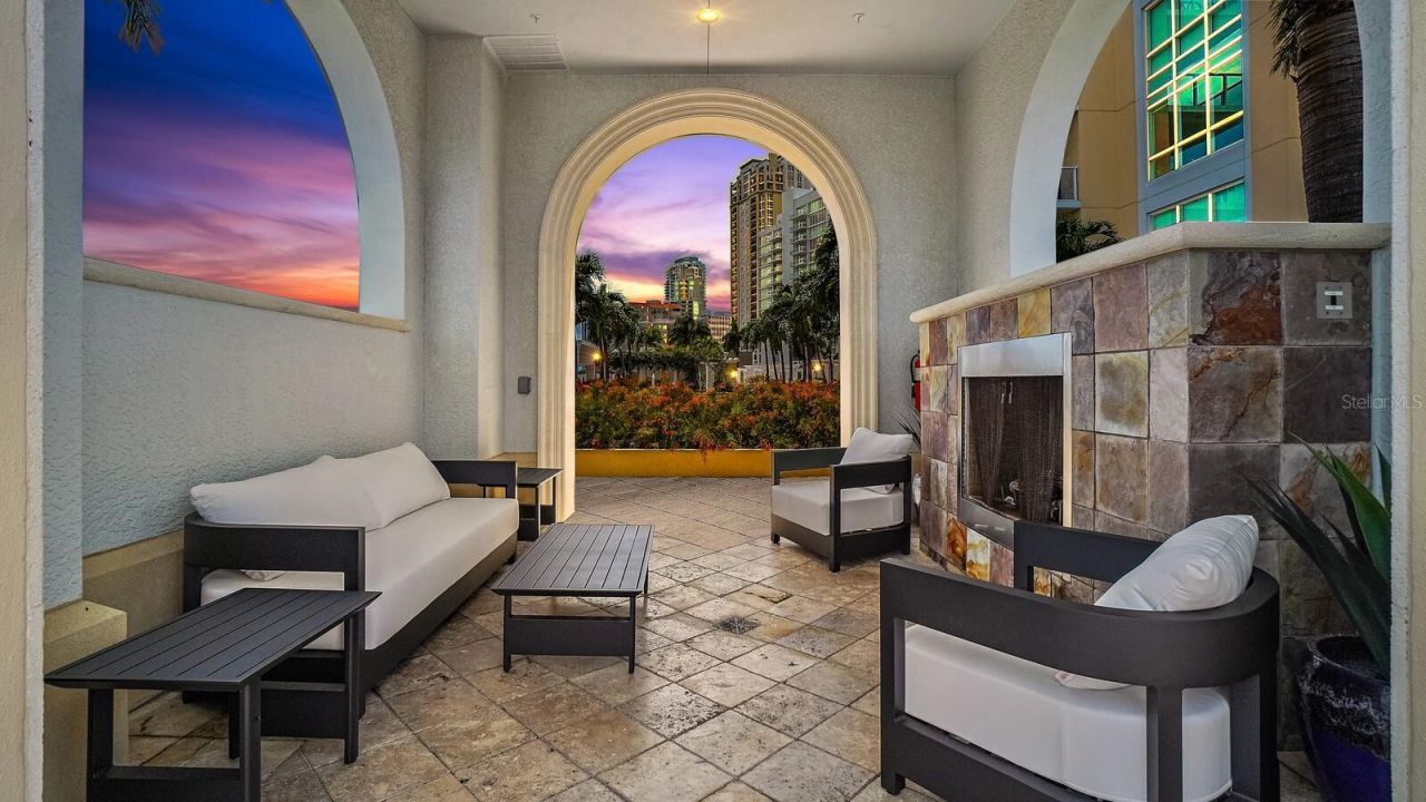 400 Beach Drive Ne, Unit 401, Saint Petersburg, FL 33701 Photo