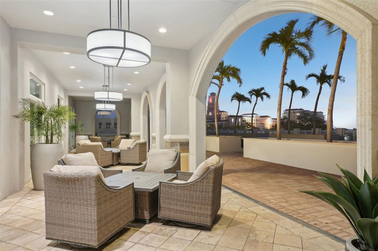 400 Beach Drive Ne, Unit 401, Saint Petersburg, FL 33701 Photo