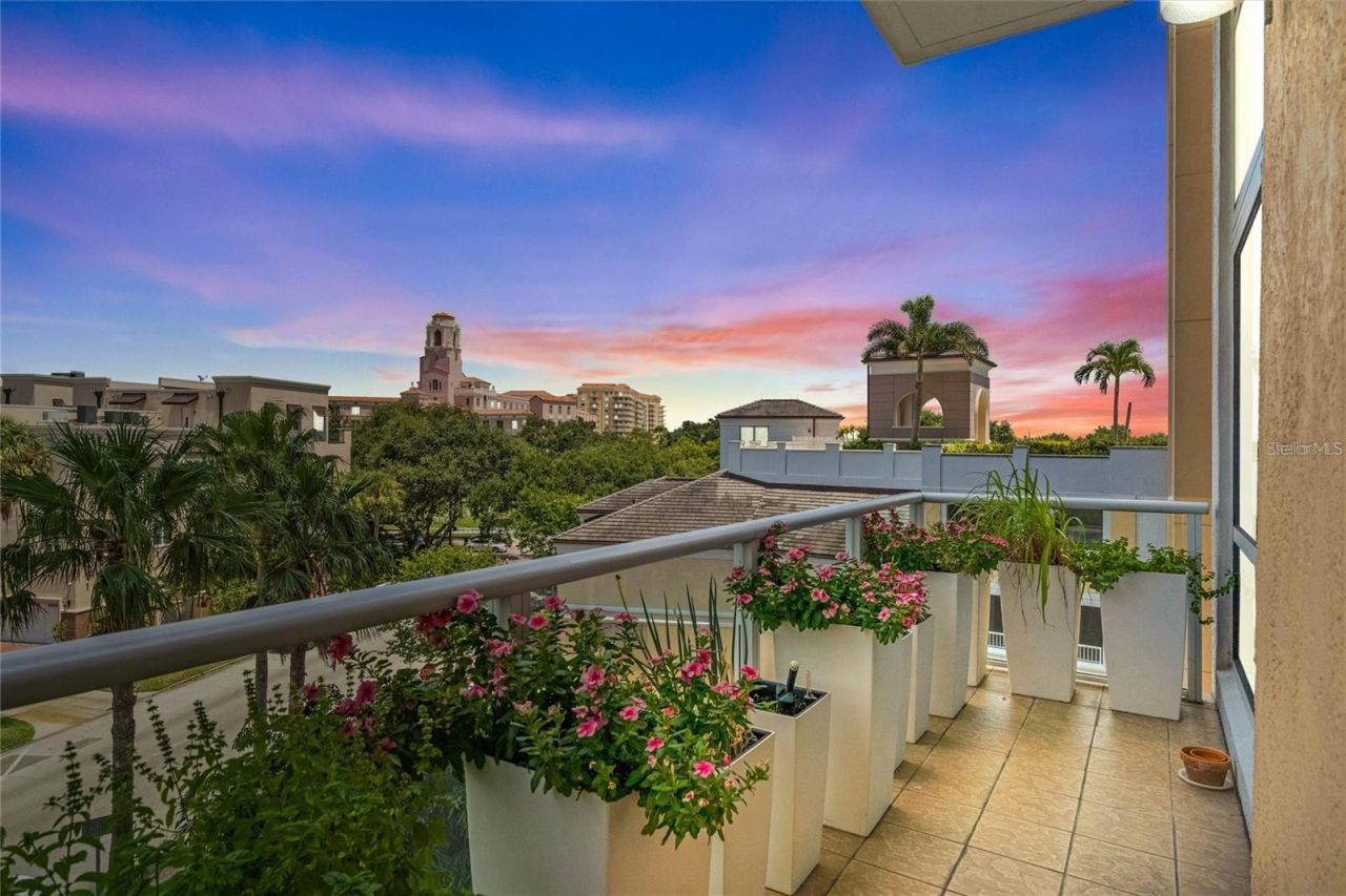 400 Beach Drive Ne, Unit 401, Saint Petersburg, FL 33701 Photo