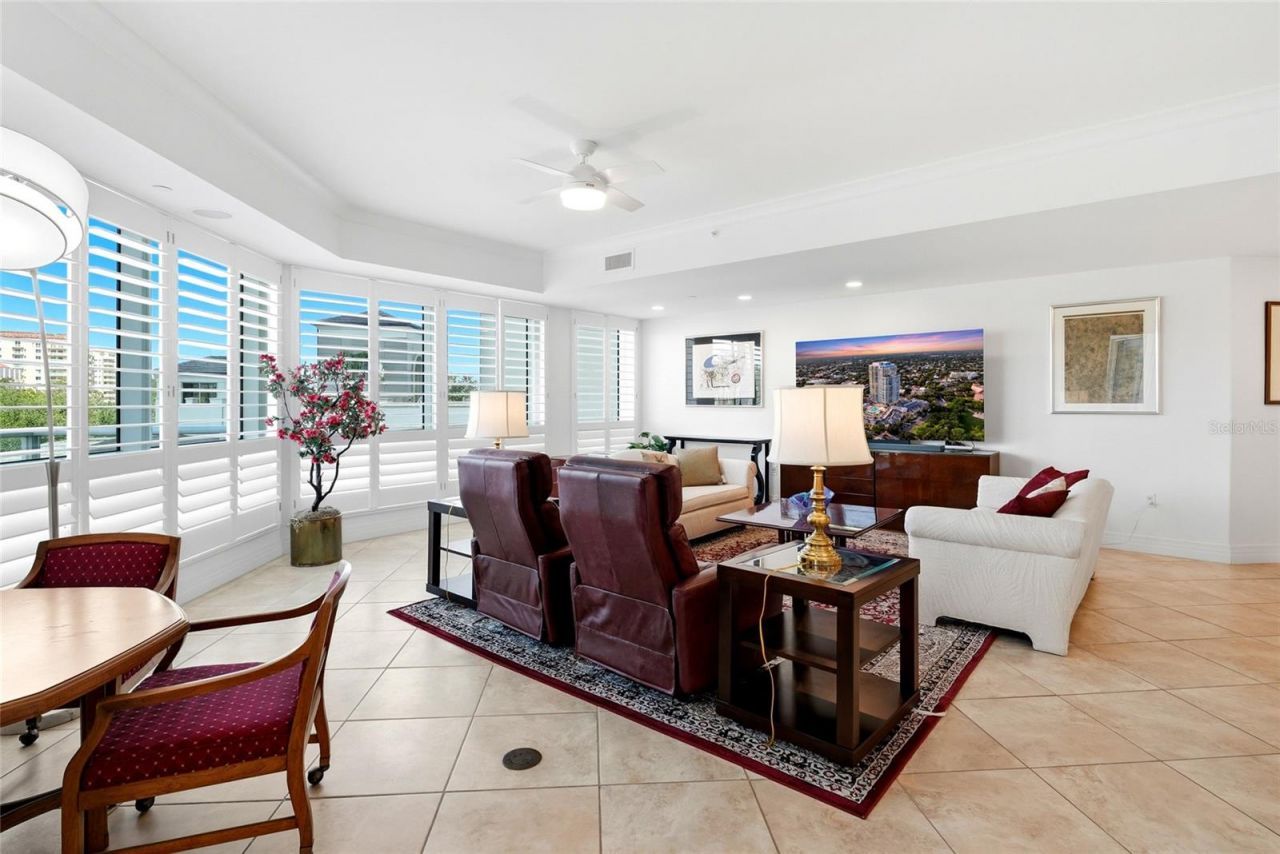 400 Beach Drive Ne, Unit 401, Saint Petersburg, FL 33701 Photo