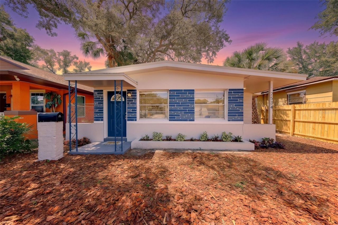 2534 Irving Avenue S, Saint Petersburg, FL 33712 Photo