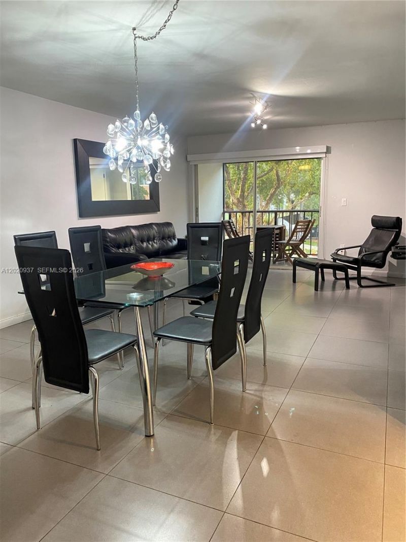 201 178th Dr, Unit 212, Sunny Isles Beach, FL 33160 Photo