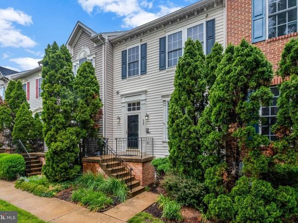 903 HARRISON CIRCLE, ALEXANDRIA, VA 22304