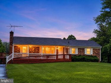 7087 LAKEVIEW DRIVE, WARRENTON, VA 20187