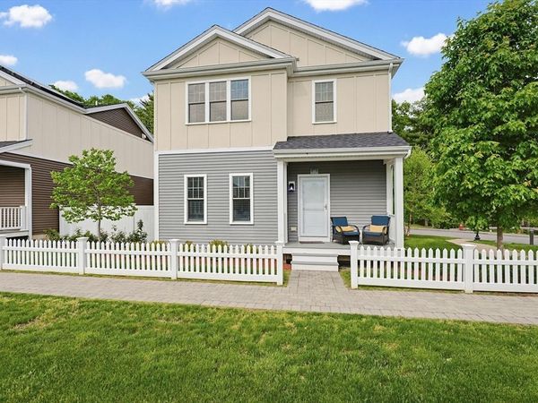 27 Cleary Cir, Unit 27, Norfolk, MA 02056