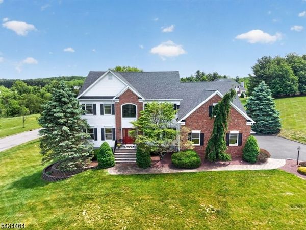 1 Trubek Farm Rd, Clinton, NJ 08801