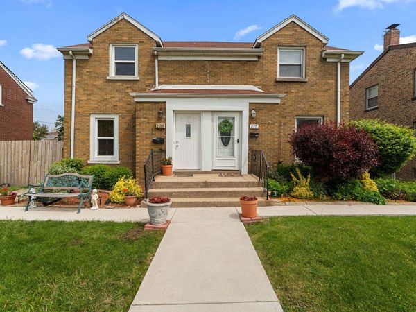 237 Hollywood Avenue , Munster, IN 46321