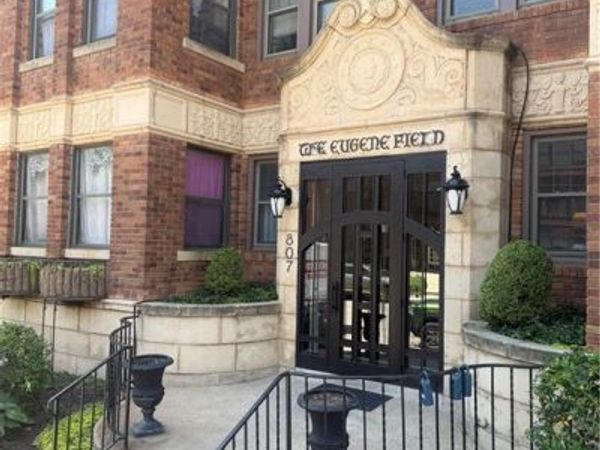 807 W 48TH Street, Unit 304, Kansas City, MO 64112