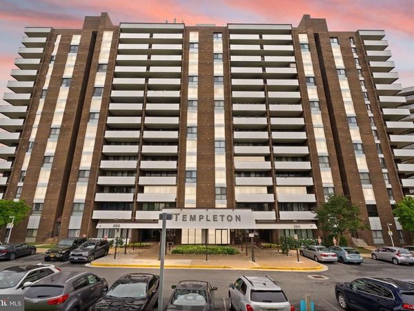 250 S REYNOLDS STREET, Unit 801, ALEXANDRIA, VA 22304