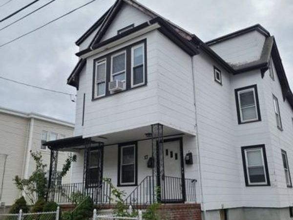 17 Stearns St, Unit 2, Malden, MA 02148