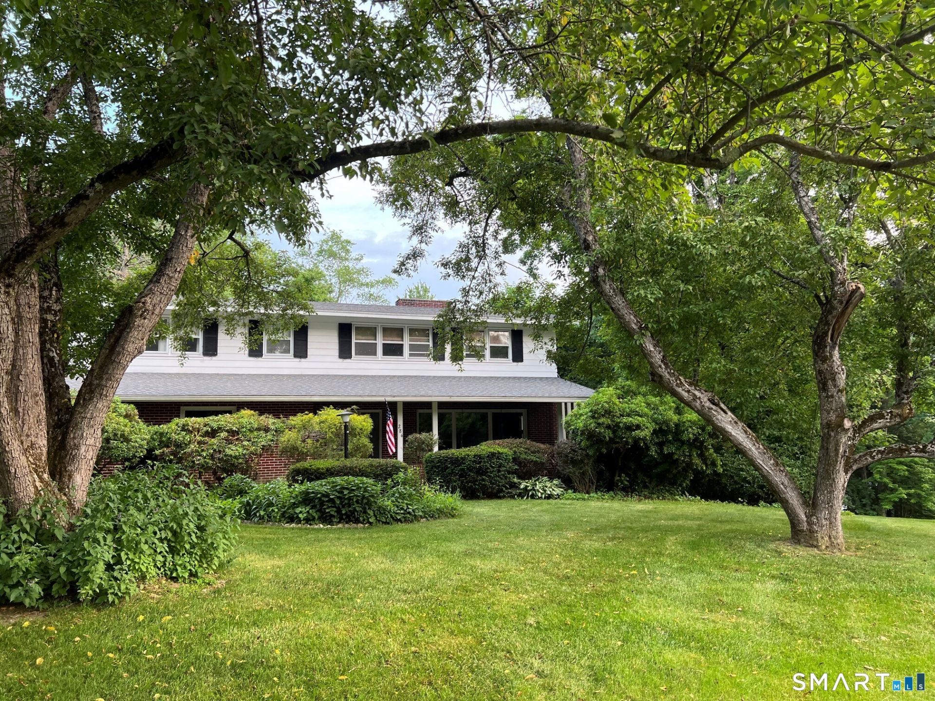 284 Chestnut Hill, Torrington, CT 06790 Main Photo