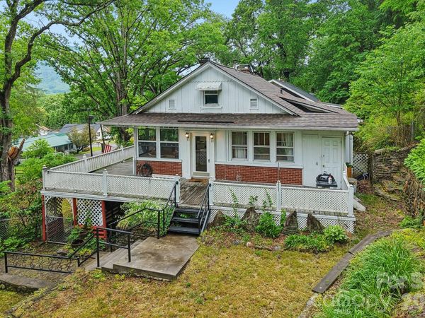 1157 S Main Street , Waynesville, NC 28786